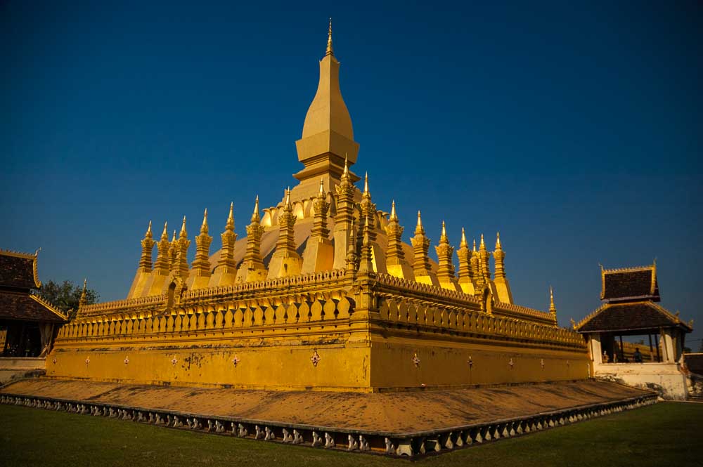 Kansai Scene. On Your Bike in Vientiane.