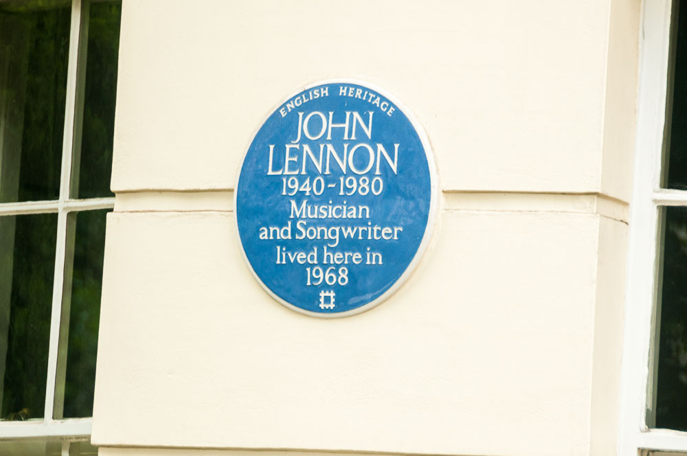 att. (Japan). John Lennon Museum.