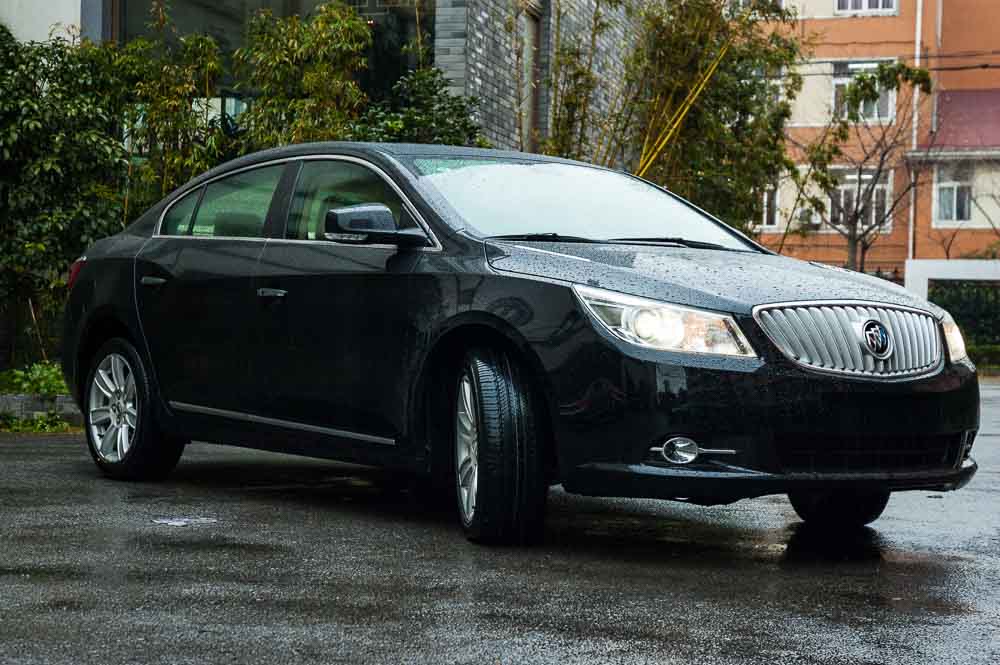 SCMP. Quiet American. Car review of the Buick LaCrosse.